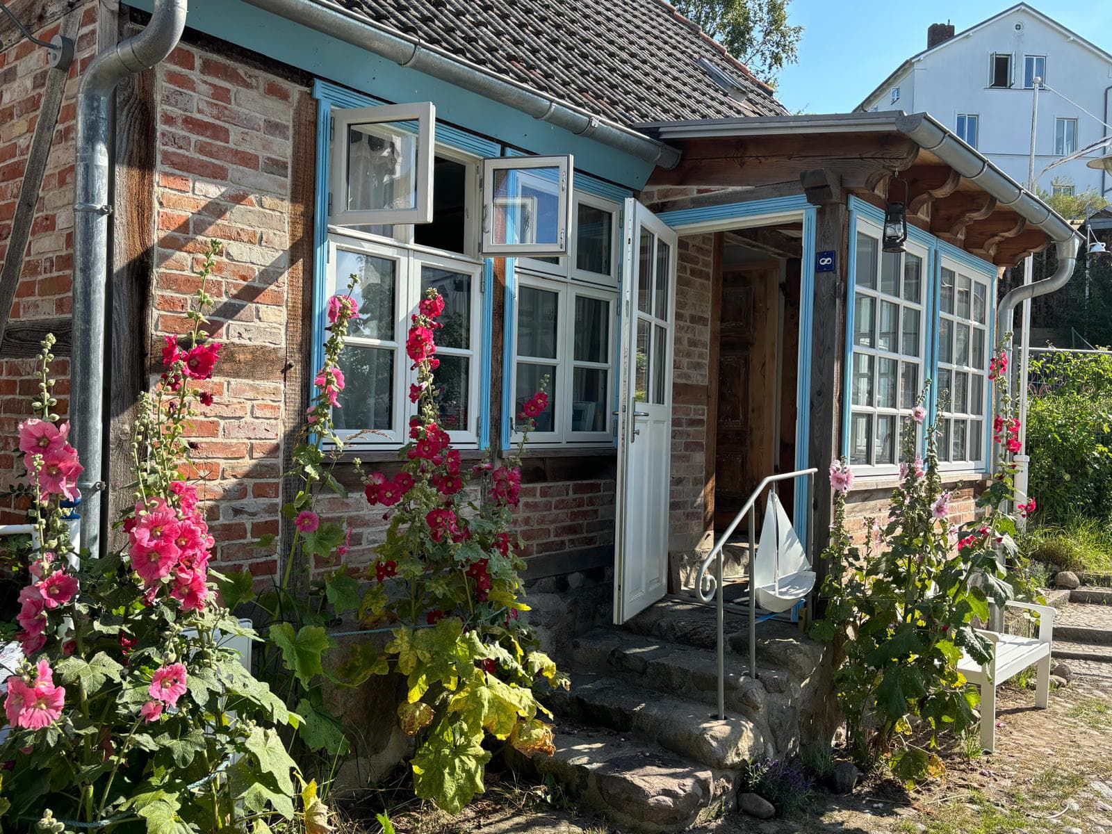 Fischerhaus am Meer in Sassnitz auf Rügen